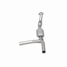 Load image into Gallery viewer, MagnaFlow Direct Fit Catalytic Converter 97-99 E-150/250 4.6L P/S - 93391