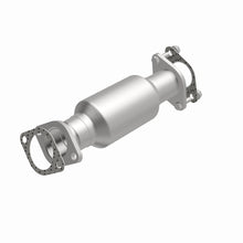 Load image into Gallery viewer, MagnaFlow Direct Fit Catalytic Converter 2011 Kia Sorento 3.5 Underbody - 52644