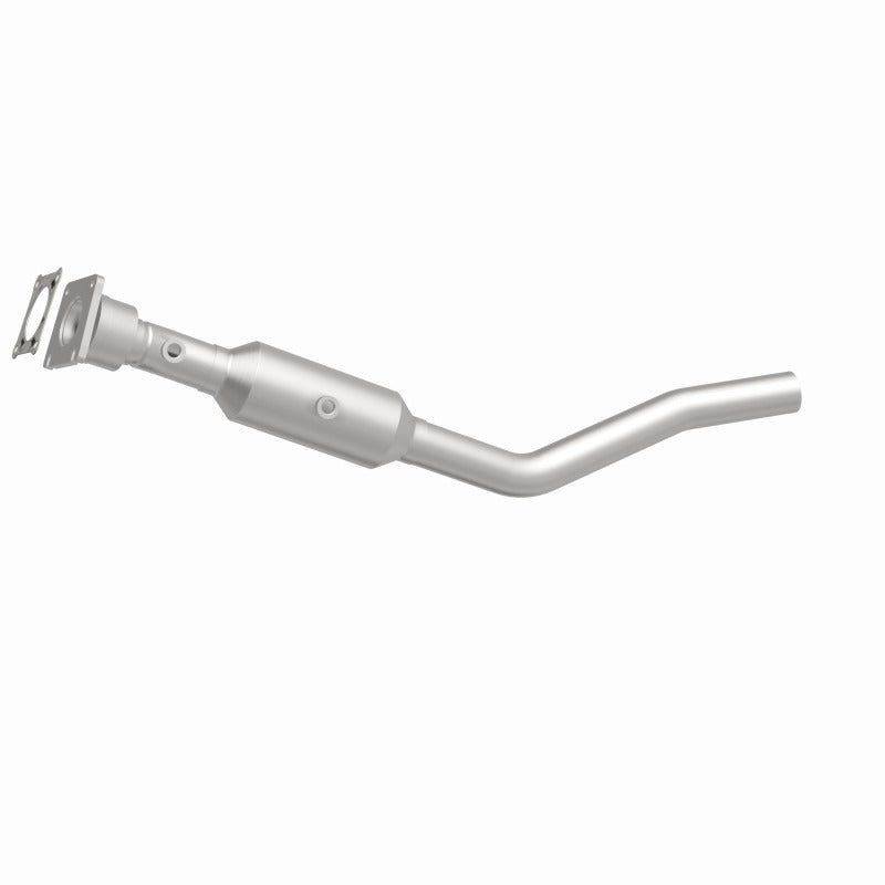 MagnaFlow 11-14 Jeep Patriot 2.4L Direct Fit Converter - 5561509