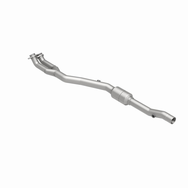 MagnaFlow Direct Fit Catalytic Converter 96-97 BMW 840 4.4L Driver Side - 24130