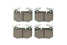 Load image into Gallery viewer, DBA 15-20 Lexus GS F / 15-21 Lexus RC F Street Series Rear Brake Pads - DB8889SP