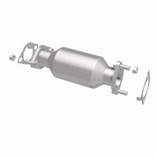 Load image into Gallery viewer, MagnaFlow Direct Fit Catalytic Converter 2007 Sorento V6 3.8 OEM Underbody - 52434