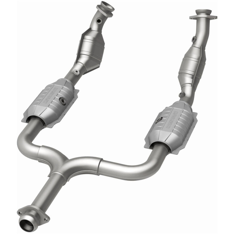 MagnaFlow Direct Fit Catalytic Converter 01-04 Ford Mustang 3.8L CA - 454007