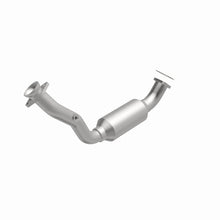 Load image into Gallery viewer, MagnaFlow 97-00 Ford Explorer 4.0L Direct Fit Converter - 4451315