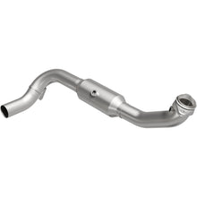 Load image into Gallery viewer, MagnaFlow 05-06 Lincoln Navigator 5.4L Direct Fit Catalytic Converter - Passenger Side - 4651507