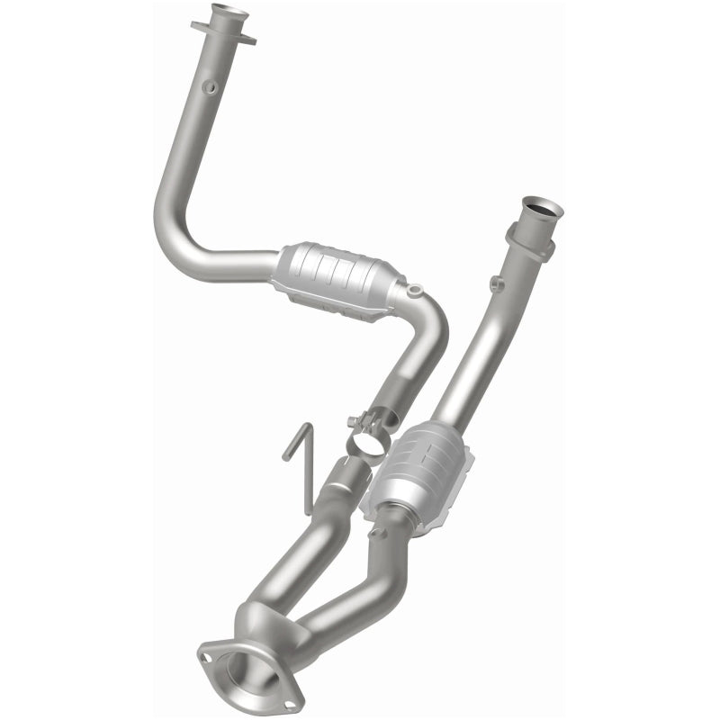 MagnaFlow Direct Fit Catalytic Converter 05-06 Jeep Grand Cherokee 3.7L Y-Pipe Assembly - 49687