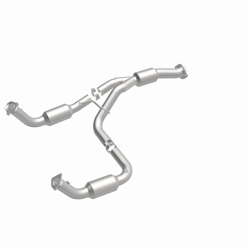 MagnaFlow 12-17 Chevrolet Express 3500 6.0L Direct Fit Converter - 5582113