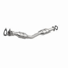 Load image into Gallery viewer, MagnaFlow Direct Fit Catalytic Converter 07-10 Saturn VUE 2.4L - 51722