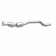 Load image into Gallery viewer, MagnaFlow 13-17 Range Rover V8 5 OEM Underbody Direct Fit EPA Compliant Catalytic Converter - 21-536
