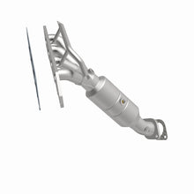 Load image into Gallery viewer, MagnaFlow Direct Fit Catalytic Converter 07 Ford Focus 2.0L Manifold **CA Emissions** - 49842