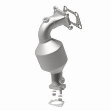 Load image into Gallery viewer, MagnaFlow 12-16 Cadillac SRX 3.6L Direct Fit Converter - 5582220