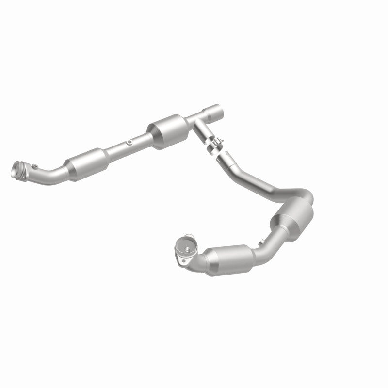 MagnaFlow Direct Fit Catalytic Converter 05-06 Ford E-350 Super Duty 5.4L - 5481439