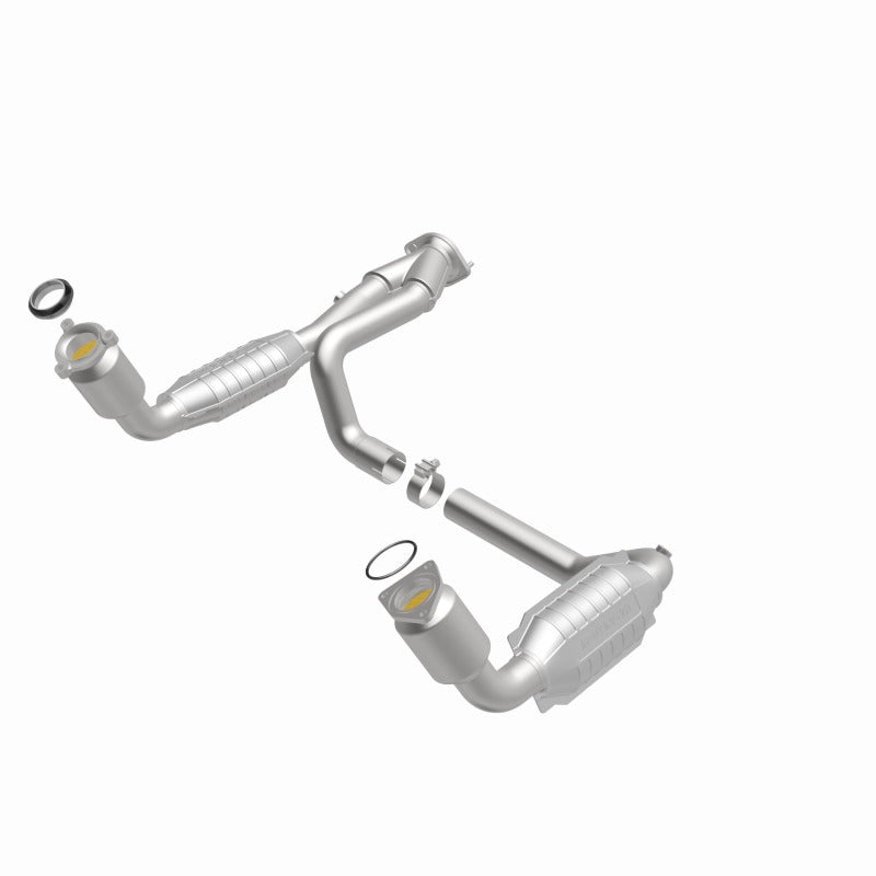 MagnaFlow Direct Fit Catalytic Converter 99-00 Chevy Pickups 4.3L - 447284