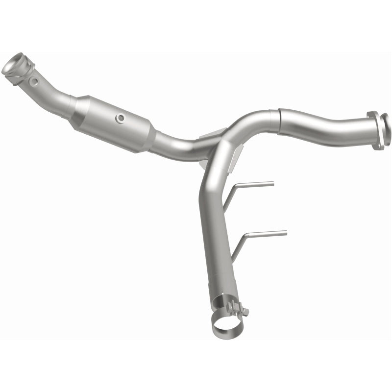 MagnaFlow 15-17 Ford F-150 5.0L Direct Fit Converter - 5551470