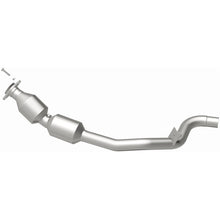 Load image into Gallery viewer, MagnaFlow 14-17 Range Rover V6 3 OEM Underbody Direct Fit Converter - 21-607