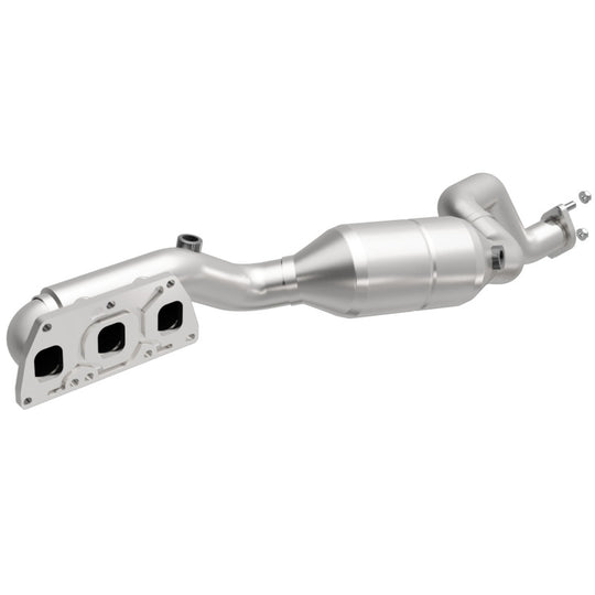 MagnaFlow Direct Fit Catalytic Converter 05-09 Audi A8 6.0L - 452798