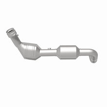 Load image into Gallery viewer, MagnaFlow 04-06 F-150 V8 4.6 OEM Underbody Direct Fit Converter - 52449