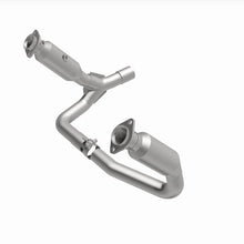 Load image into Gallery viewer, MagnaFlow 07-08 Dakota V6 V8 3.7 4.7 OEM Underbody Direct Fit Converter - 21-972