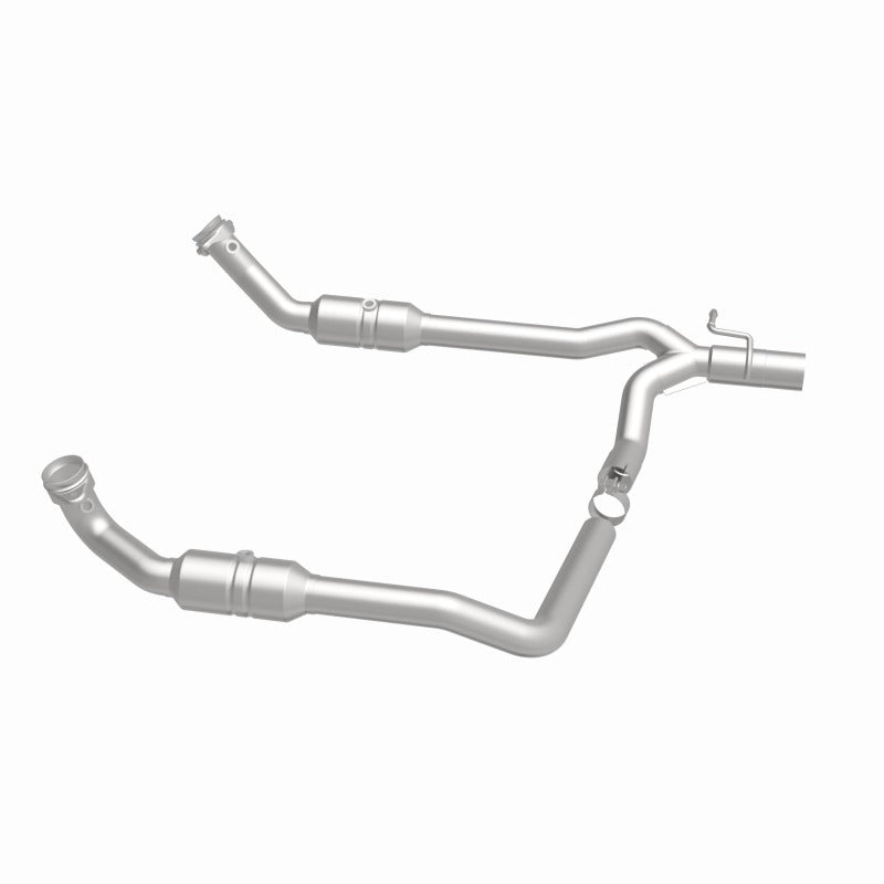 MagnaFlow 09-14 Ford E-150 California Grade CARB Compliant Direct-Fit Catalytic Converter - 5551294