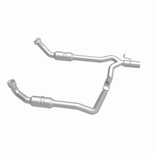 Load image into Gallery viewer, MagnaFlow 09-14 Ford E-150 California Grade CARB Compliant Direct-Fit Catalytic Converter - 5551294