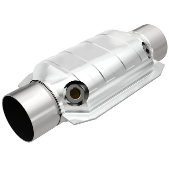 MagnaFlow Universal Catalytic Converter 3 W/Dual O2 Boss - 94169