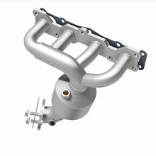 Load image into Gallery viewer, MagnaFlow 2015 Kia Optima 2.4L Direct Fit Catalytic Converter - 5531125