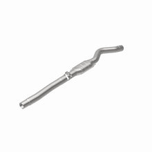 Load image into Gallery viewer, MagnaFlow Direct Fit Catalytic Converter Dodge Dakota 96 3.9L/5.2L 2 - 23233