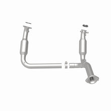Load image into Gallery viewer, MagnaFlow 07-08 Chevrolet Tahoe 5.3L Direct Fit Converter - 5551194