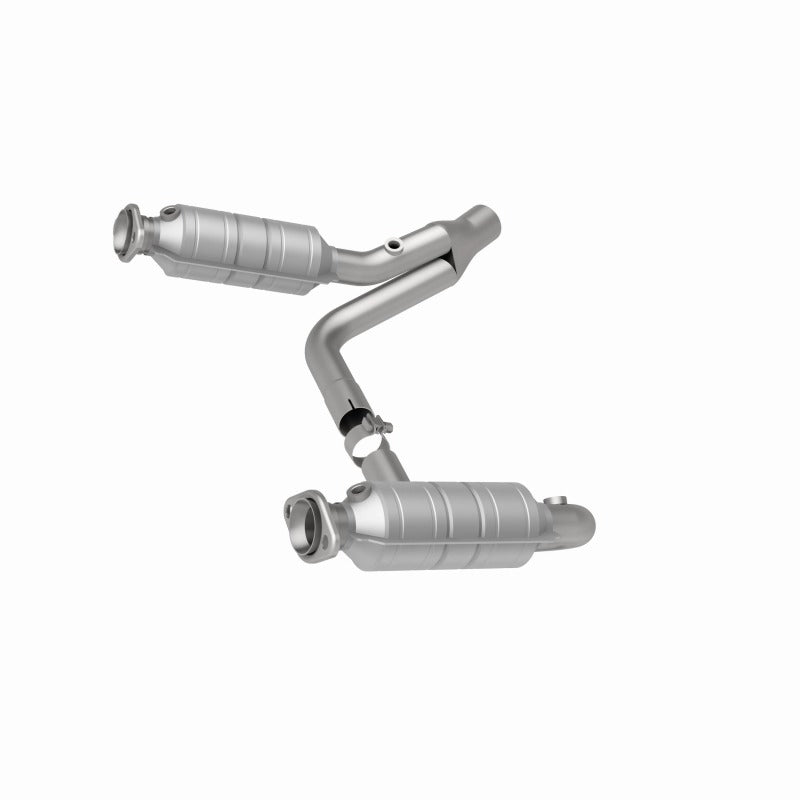MagnaFlow Direct Fit Catalytic Converter Raider 2006 8 4.7L - 24398