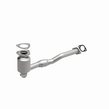 Load image into Gallery viewer, MagnaFlow Conv DF 02-03 Saturn Vue 3.0L Front - 24323