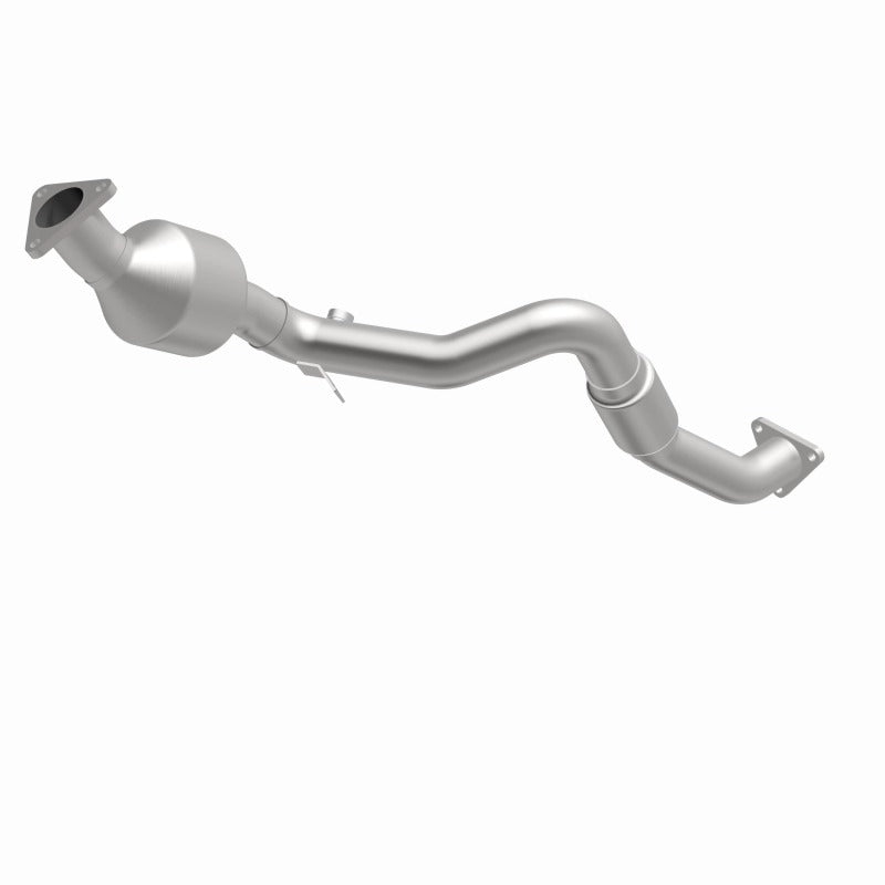 MagnaFlow Direct Fit Catalytic Converter 07 VW Touareg 3.6L Front close - 51943