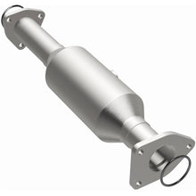 Load image into Gallery viewer, MagnaFlow 03-07 Honda Accord L4 2.4L California Catalytic Converter Direct Fit - 5461260