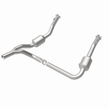 Load image into Gallery viewer, MagnaFlow 10-11 Jeep Wrangler 3.8L Direct Fit CARB Compliant Catalytic Converter - 5551458