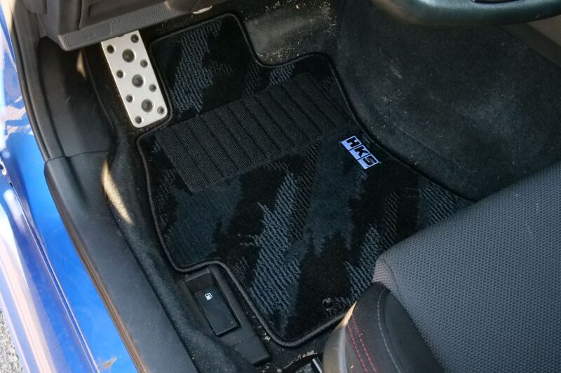 HKS FLOOR MATS VA FULL SET OCT LHD - 53001-AF008