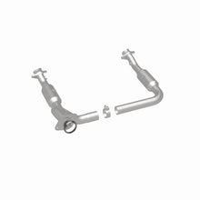 Load image into Gallery viewer, MagnaFlow DF Cat Conv 06-09 Ford Explorer/06-10 Mercury Mountaineer 4.6L Y-Pipe Assembly (49 State) - 93627