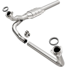 Load image into Gallery viewer, MagnaFlow Direct Fit Catalytic Converter Chevrolet/GMC 1500 1/2 Ton - 93109