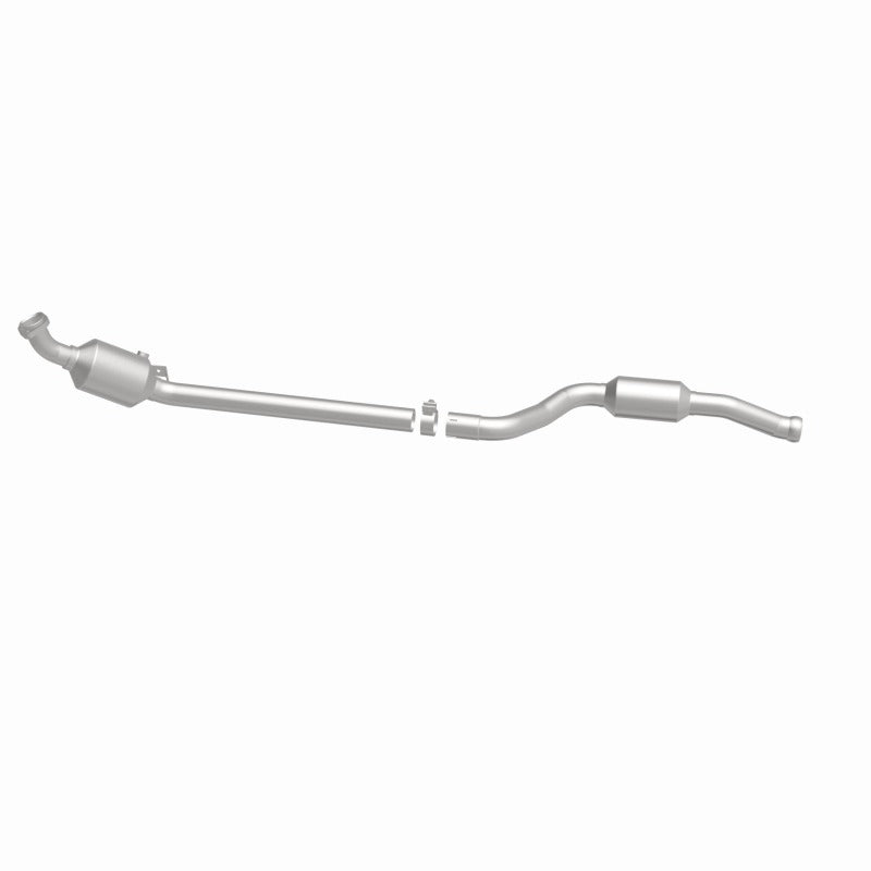 MagnaFlow 10-12 GLK350 V6 3.5 OEM Underbody Direct Fit Converter - 21-439