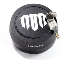 Load image into Gallery viewer, NRG Quick Lock w/ Free Spin Mad Mike Signature - SRK-201MB-MM