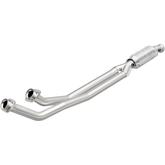 MagnaFlow Conv Volvo 6.5X4 2/2.5 - 23954