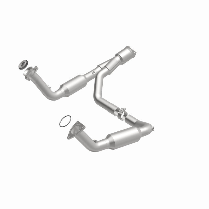 MagnaFlow Conv Direct Fit 07-09 Chevy Trailblazer SS 6.0L V8 - 5451650