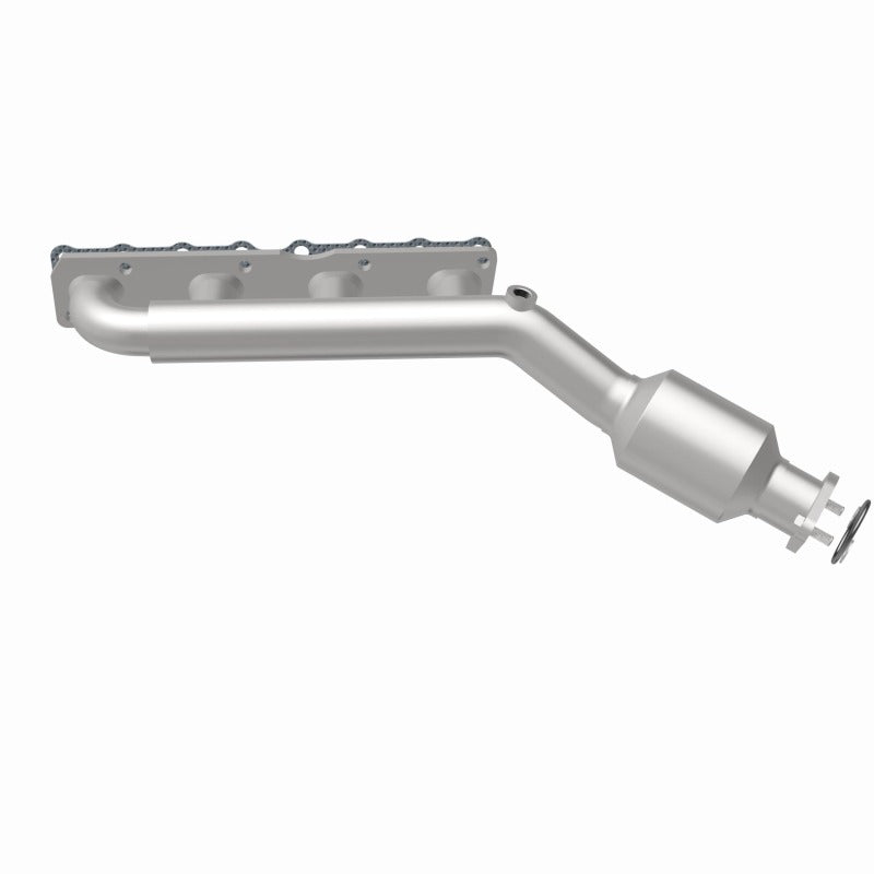 MagnaFlow 2004 Nissan Titan 5.6L Direct Fit Converter - 4583380