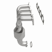 Load image into Gallery viewer, MagnaFlow Direct Fit Catalytic Converter 98-01 Hyundai Elantra 1.8L - 452037