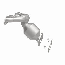 Load image into Gallery viewer, MagnaFlow Direct Fit Catalytic Converter 00-01 Dodge Neon / Plymouth Neon 2.0L (CA Emissions) - 452651