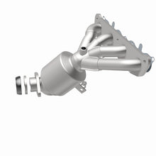 Load image into Gallery viewer, MagnaFlow Direct Fit Catalytic Converter 09-14 Sentra 2.0L Manifold - 52271