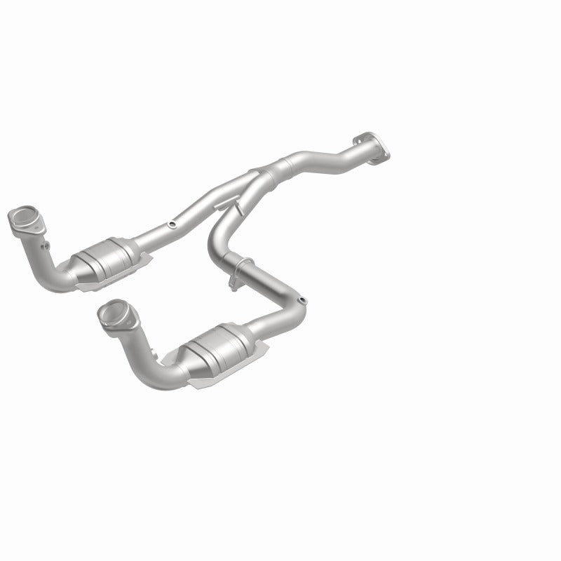 MagnaFlow Direct Fit Catalytic Converter 07 Jeep Liberty 3.7L OEM - 49186