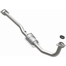 Load image into Gallery viewer, MagnaFlow Conv DF 95-96 Geo Metro 1.3L - 23655