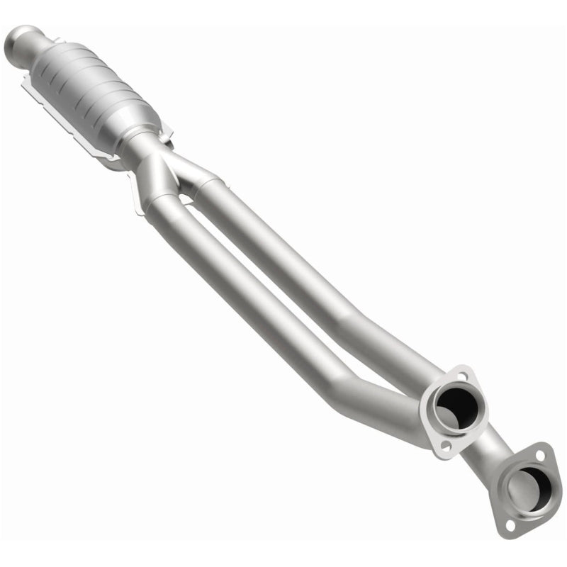 MagnaFlow Conv Volvo 6.5X4 2/2.5 - 23954