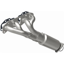 Load image into Gallery viewer, MagnaFlow Direct Fit Catalytic Converter 05-13 Nissan Frontier 2.5L - 51596