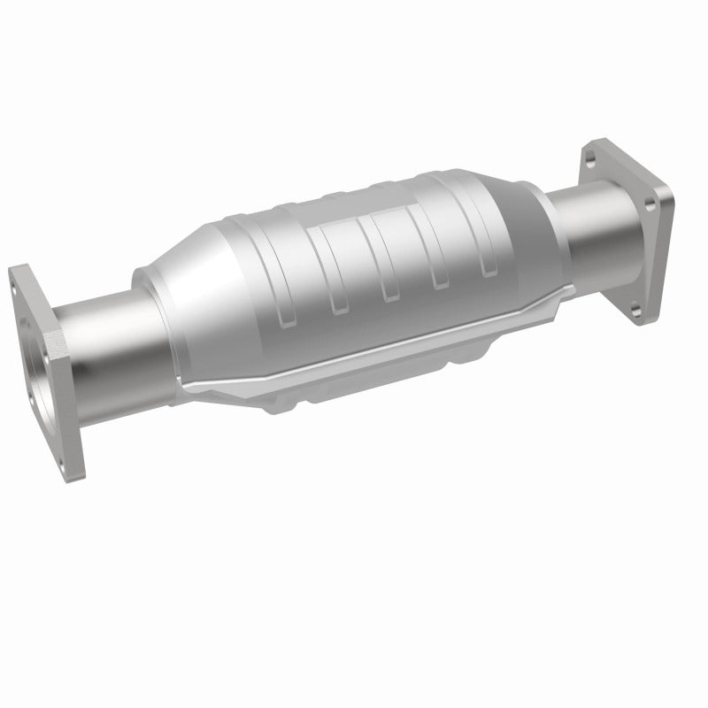 MagnaFlow Conv Geo-Isuzu 14X6.5X4 2.5/2.5 - 23650