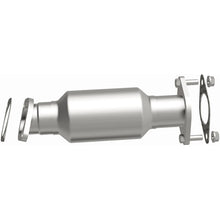 Load image into Gallery viewer, MagnaFlow Direct Fit Catalytic Converter 2011 Kia Sorento 3.5 Underbody - 52644
